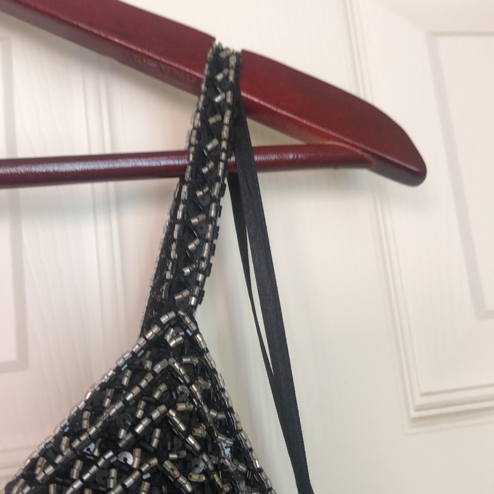 Black Formal Gown - Picture 11 of 12